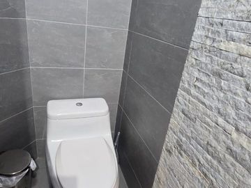 Departamento en Primer Piso de 222 m² de 3 Dorm. en Santiago Se Surco