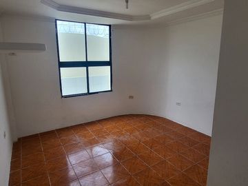 Venta de casa Salinas , La Milina cerca  del Super Maxi, cerca del Mar , Aguapen