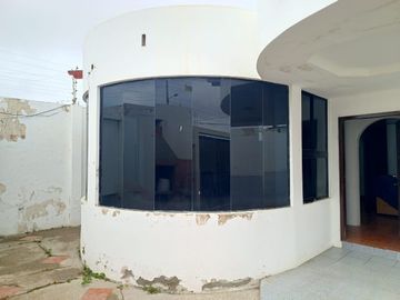 Venta de casa Salinas , La Milina cerca  del Super Maxi, cerca del Mar , Aguapen