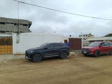 Venta de casa Salinas , La Milina cerca  del Super Maxi, cerca del Mar , Aguapen
