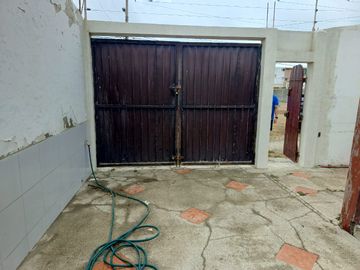 Venta de casa Salinas , La Milina cerca  del Super Maxi, cerca del Mar , Aguapen