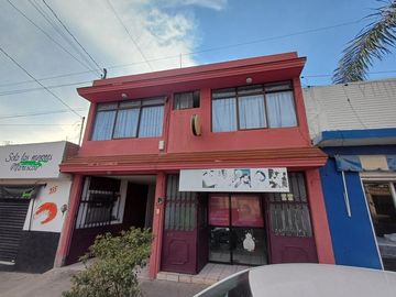 Edificio de departamentos de venta  3 departamentos 1 local a tan solo 2 cuadras de la Av. Francisco I. Madero Ote Morelia Mich