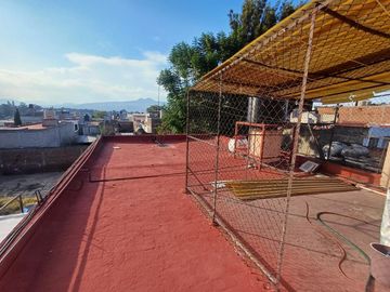 Edificio de departamentos de venta  3 departamentos 1 local a tan solo 2 cuadras de la Av. Francisco I. Madero Ote Morelia Mich