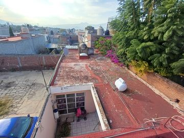 Edificio de departamentos de venta  3 departamentos 1 local a tan solo 2 cuadras de la Av. Francisco I. Madero Ote Morelia Mich