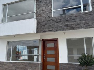 Casa totalmente equipada.