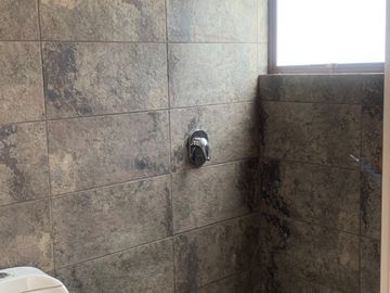 Casa por estrenar en Tumbaco sector Hilacril