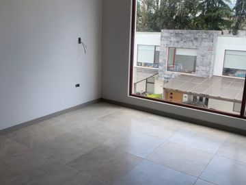Casa por estrenar en Tumbaco sector Hilacril