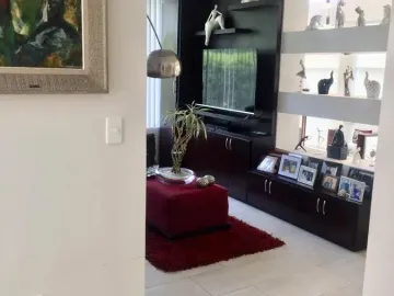 CASA DE 4 HABITACIONES CON PISCINA