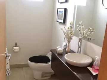 CASA DE 4 HABITACIONES CON PISCINA