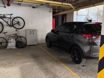SE VENDE APARTAESTUDIO AMOBLADO EN EL EDIFICIO LA CASTELLANA