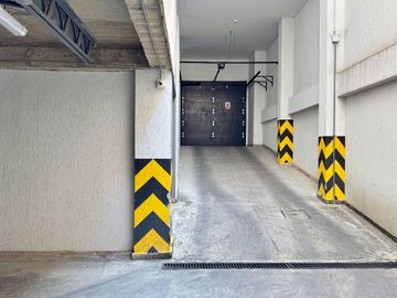 SE VENDE APARTAESTUDIO AMOBLADO EN EL EDIFICIO LA CASTELLANA