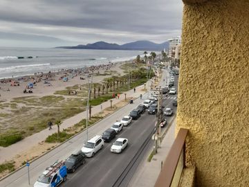 VENDE HERMOSO DEPARTAMENTO EN AV. DEL MAR EN LA SERENA