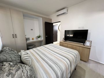 DEPARTAMENTO EN VENTA DE 2 HABITACIONES BODEGA PRIVADA EN  PLAYA DEL CARMEN