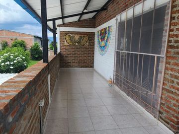 SE VENDE CASA CAMPESTRE DE DOS NIVELES EN ZABALETA ANDALUCÍA