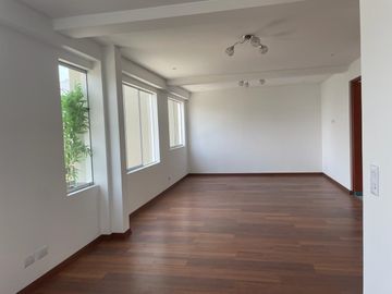 vendo penthouse dúplex en San Borja
