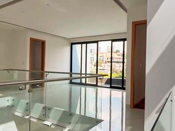 Residencia En Venta En Bosque Real, 4 recámaras, con sistema de  automatización inteligente