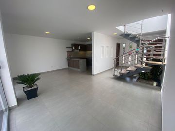 CASA DE VENTA POR ESTRENAR EN LLANO GRANDE