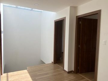 CASA DE VENTA POR ESTRENAR EN LLANO GRANDE