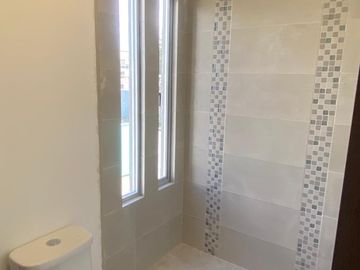 CASA DE VENTA POR ESTRENAR EN LLANO GRANDE