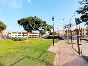 VENTA DE TERRENO EN PUEBLO LIBRE