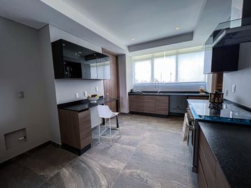 Departamento En Venta En Bosque Real Ivy, 3 Recámaras Frente al Campo De Golf