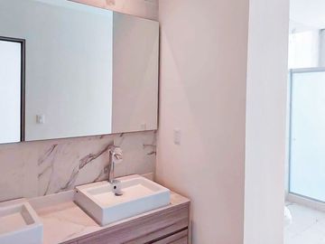 Penthouse De Lujo En Venta En Isola Bosque Real, Nuevo, 3 Recámaras, 150 M² De Terraza