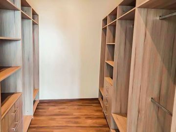 Penthouse De Lujo En Venta En Isola Bosque Real, Nuevo, 3 Recámaras, 150 M² De Terraza