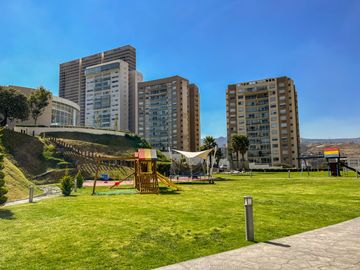 Penthouse De Lujo En Venta En Isola Bosque Real, Nuevo, 3 Recámaras, 150 M² De Terraza