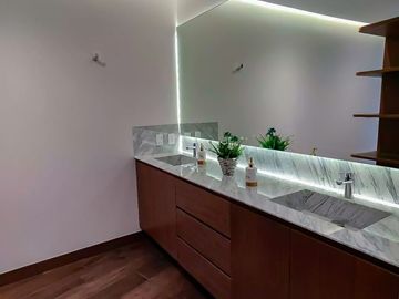 Penthouse En Venta En Bosque Real, Nuevo, De 3 Niveles Con Roof Garden Privado