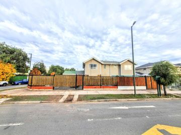 Casa Para Familia Grande O Negocio Asilo, Clínica, Etc.9d/7b