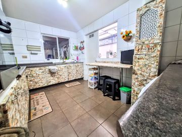 Casa Para Familia Grande O Negocio Asilo, Clínica, Etc.9d/7b
