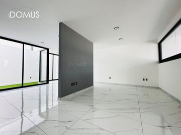 CASA EN VENTA GEMA RESIDENCIAL
