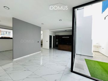 CASA EN VENTA GEMA RESIDENCIAL