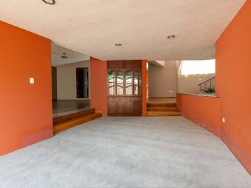 CASA EN VENTA EN PUEBLA SOBRE CALZADA ZAVALETA