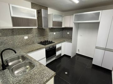 CASA EN VENTA EN VILLA CAMPESTRE DE 3 HABITACIONES PISOS DE MARMOL