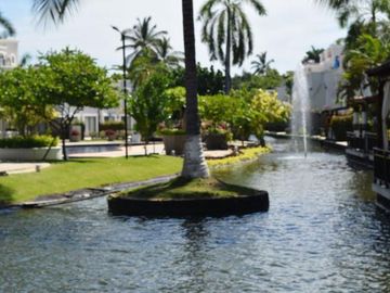 HERMOSA VILLA EN VENTA DENTRO DE VIDANTA ACAPULCO CON VISTA Y SALIDA AL CAMPO DE GOLF