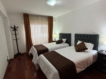 Vende Departamento En Jr . Italia Cerca Al Malecon Cisnero