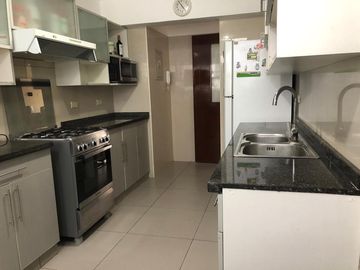 Vende Departamento En Jr . Italia Cerca Al Malecon Cisnero
