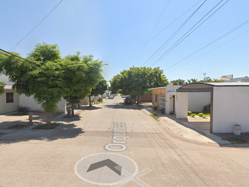 Venta de Casa en Remate Bancario, Jardines de Zacatecas, San Rafael, Los Mochis