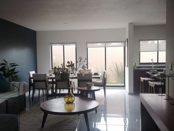 HERMOSA CASA  EQUIPADA DENTRO DE EXCLUSIVO FRACCIONAMIENTO