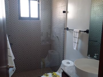 HERMOSA CASA  EQUIPADA DENTRO DE EXCLUSIVO FRACCIONAMIENTO