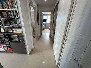 APARTAMENTO EN ALTO PRADO EN VENTA. 3 CUARTOS CON BAÑO Y ESTAR DE ALCOBAS