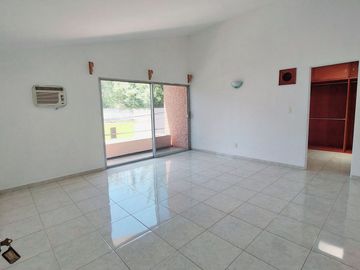 Casa en venta en Condominio horizontal. Cuernavaca, Morelos.