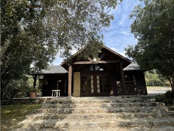 Imperdible! Hermosa Parcela con Casa Regularizada