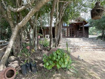 Imperdible! Hermosa Parcela con Casa Regularizada