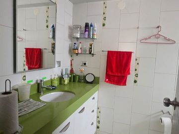 Departamento en Primer Piso de 222 m² de 3 Dorm. en Santiago Se Surco