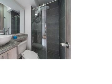 APARTA-ESTUDIO AMOBLADO EN VENTA, GRATAMIRA