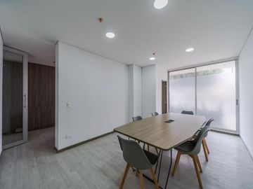 APARTA-ESTUDIO AMOBLADO EN VENTA, GRATAMIRA