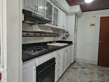 Vendo casa en el sector de  Alta Suiza, perfectas condiciones, Manizales