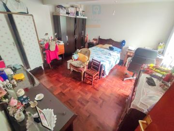 A UN PASO DE AV. LA MAR  - Casa como terreno en Pueblo Libre - zona residencial